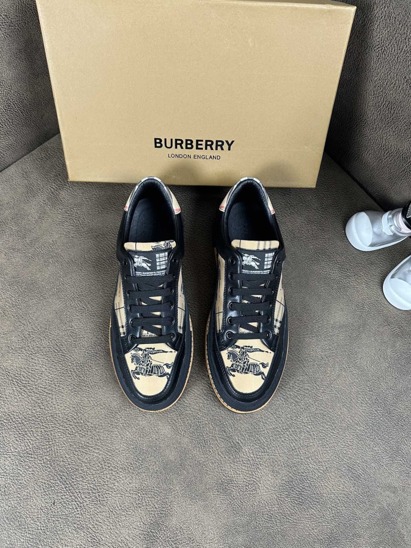 Burberry Sneakers